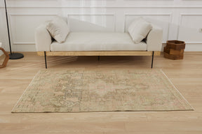 Paitlyn | Time-Honored Turkish Rug | Artisanal Carpet Mastery | Kuden Rugs