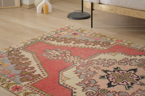 Perpetua - Vintage Turkish Anatolian Rug