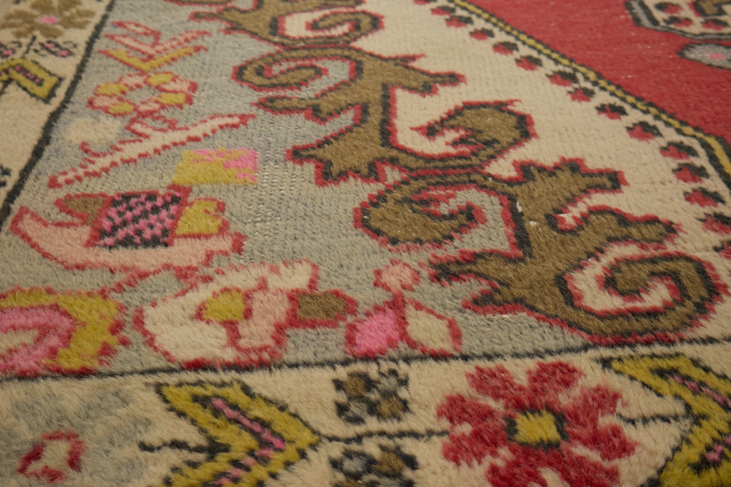 Perpetua - Vintage Turkish Anatolian Rug