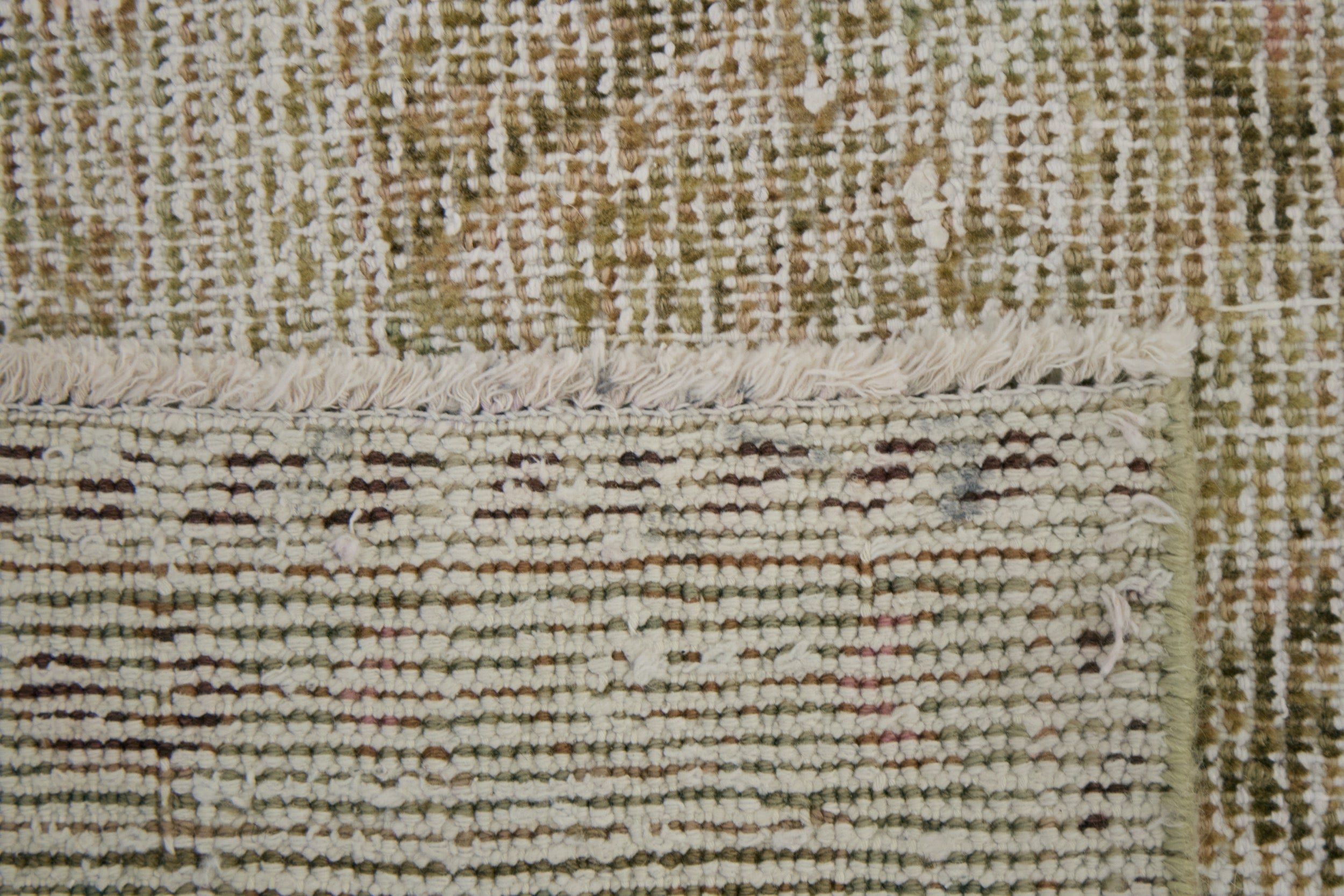 Perrey - From Mahal Looms to Your Living Room | Kuden Rugs