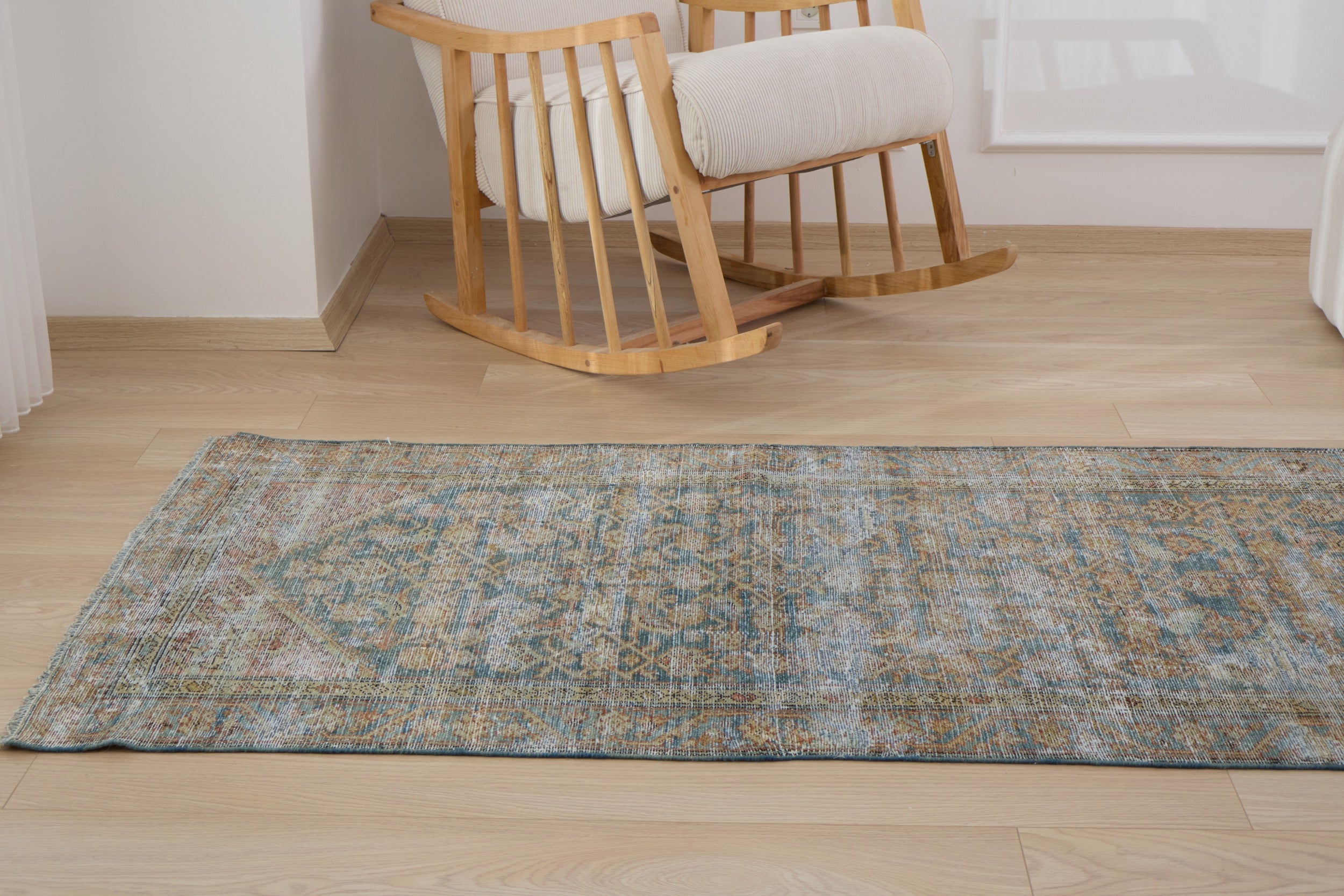 Pribuska - Handmade, Hand-Knotted Excellence for Your Home | Kuden Rugs