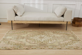 Raina | Time-Honored Turkish Rug | Artisanal Carpet Mastery | Kuden Rugs