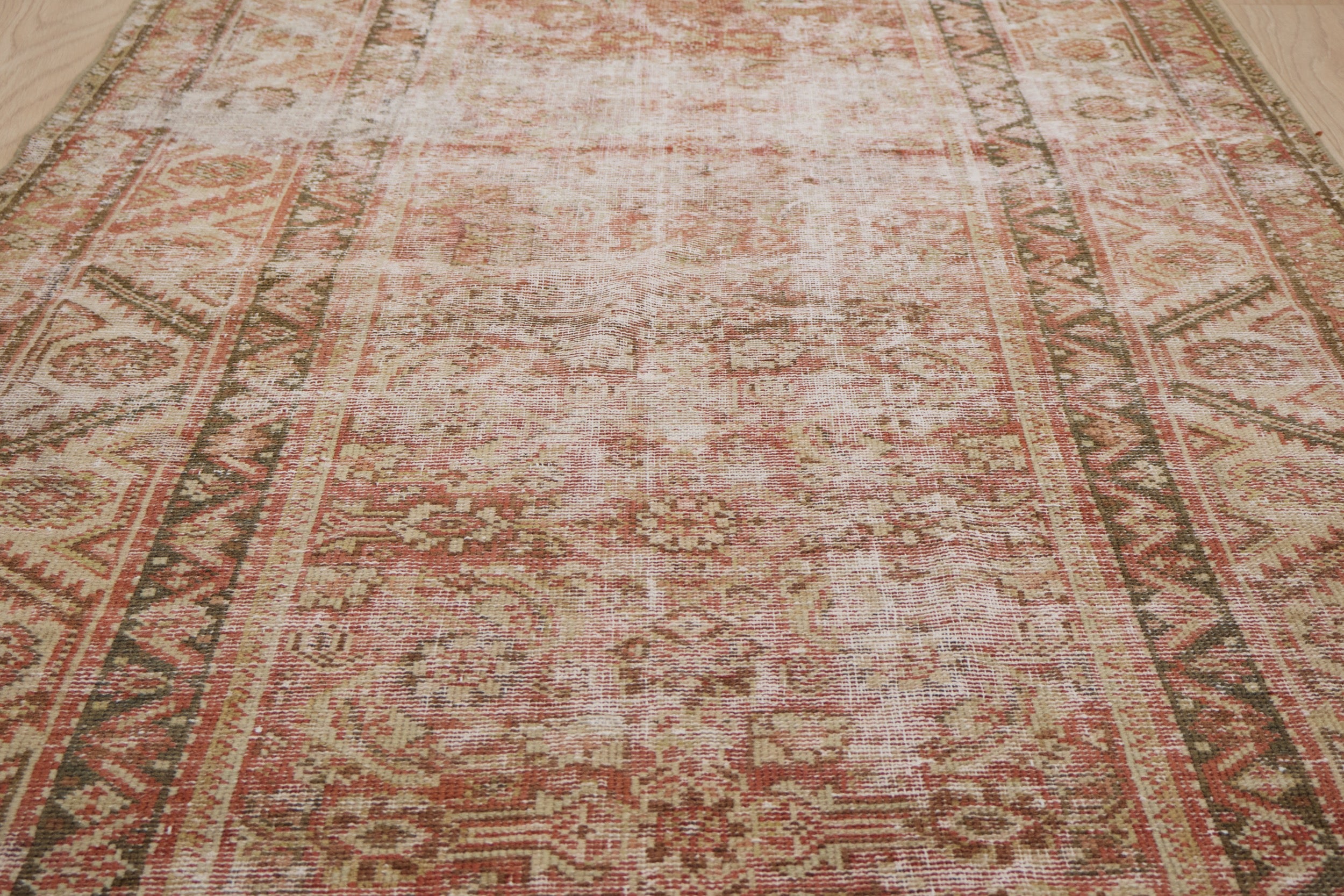 Raziya - Handmade, Hand-Knotted Excellence for Your Home | Kuden Rugs