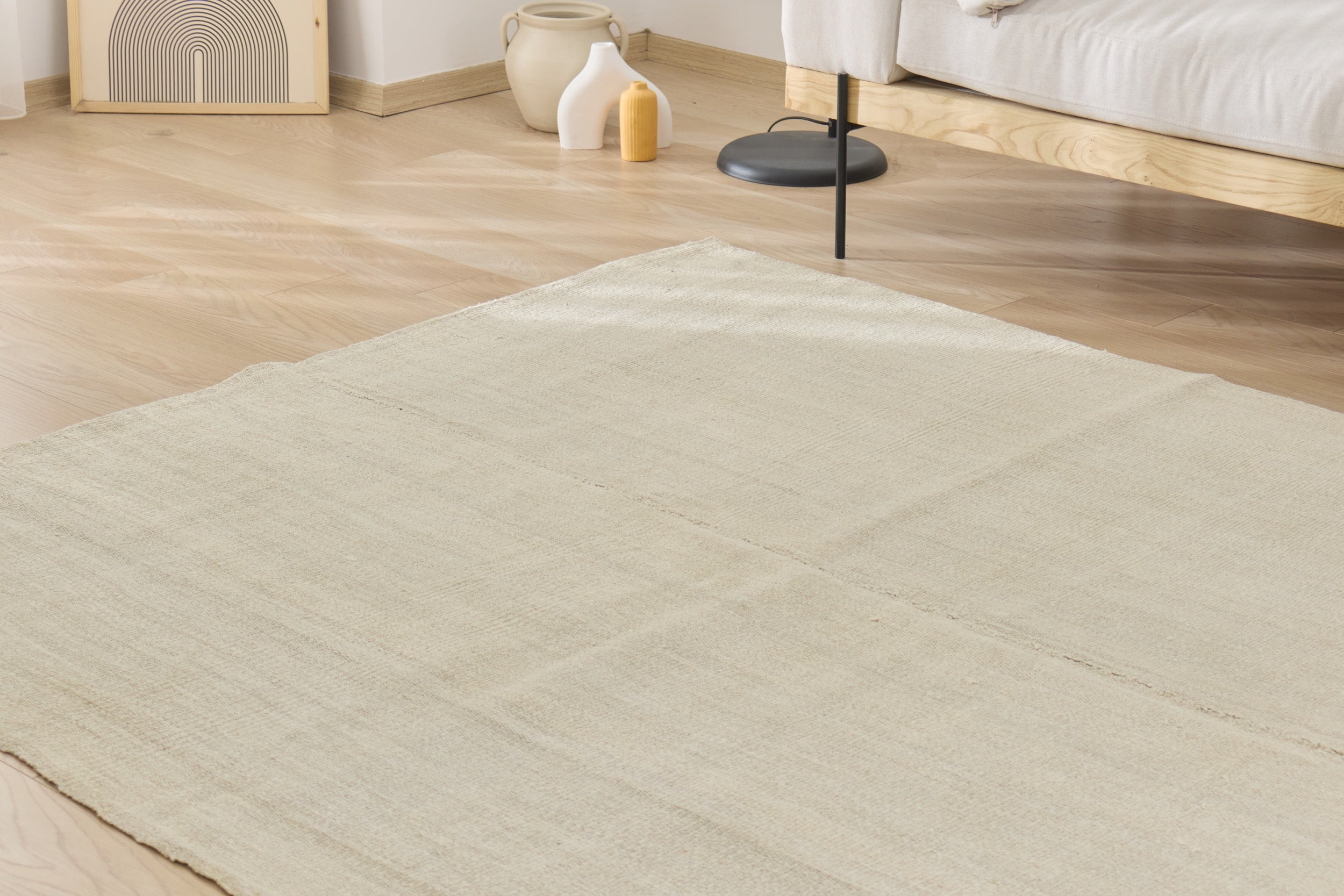 Reeba: An Expansive Turkish Hemp Rug with a Crisp, Clean Palette | Kuden Rugs