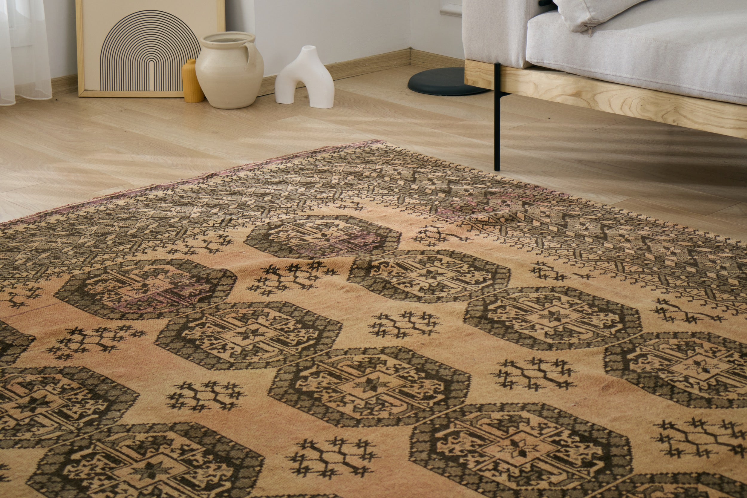 Reina - Vintage Persian Artistry, Reimagined | Kuden Rugs