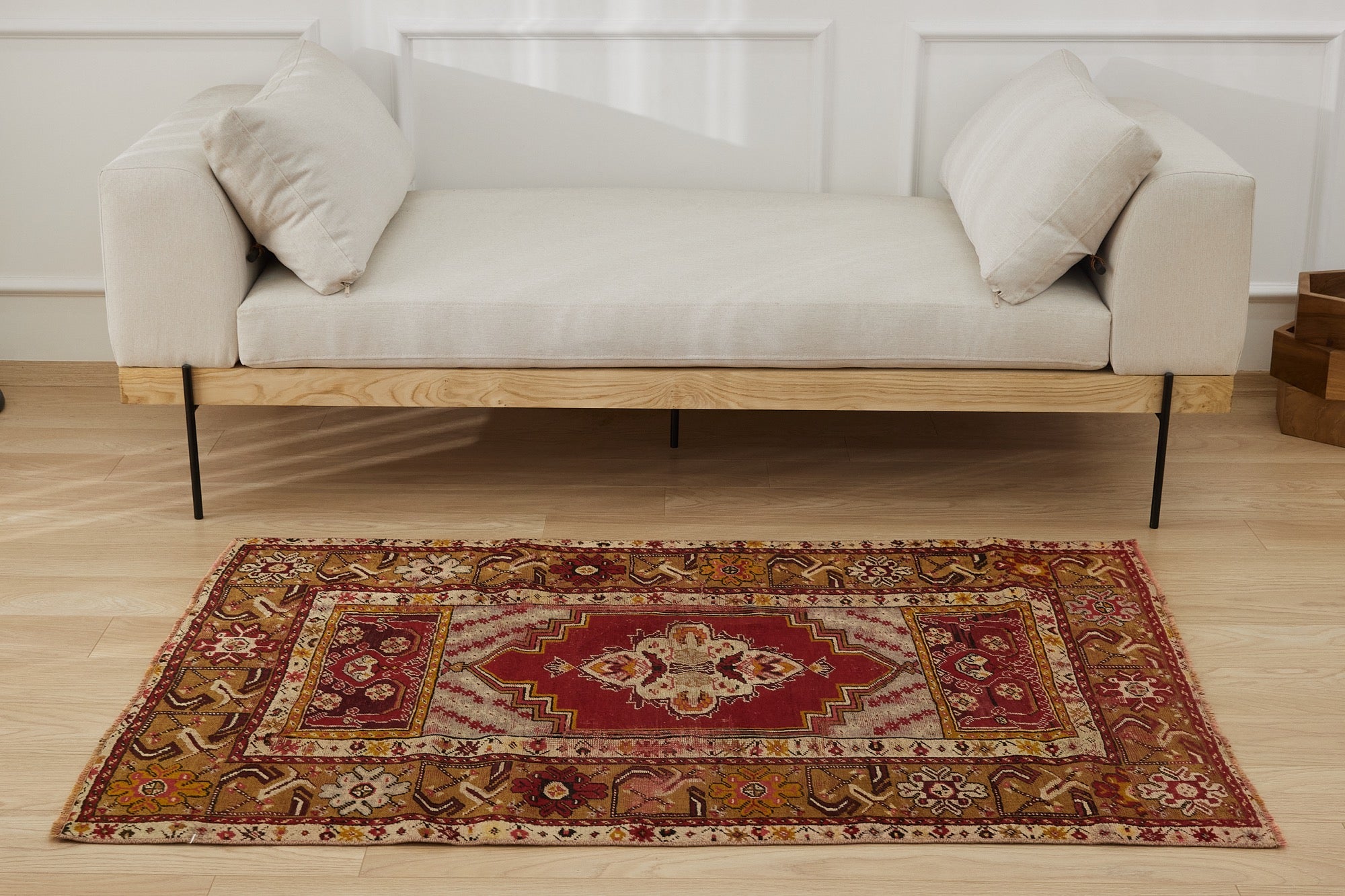 Unveiling Ryleigh | Turkish Rug Heritage | Vintage Carpet Grace | Kuden Rugs