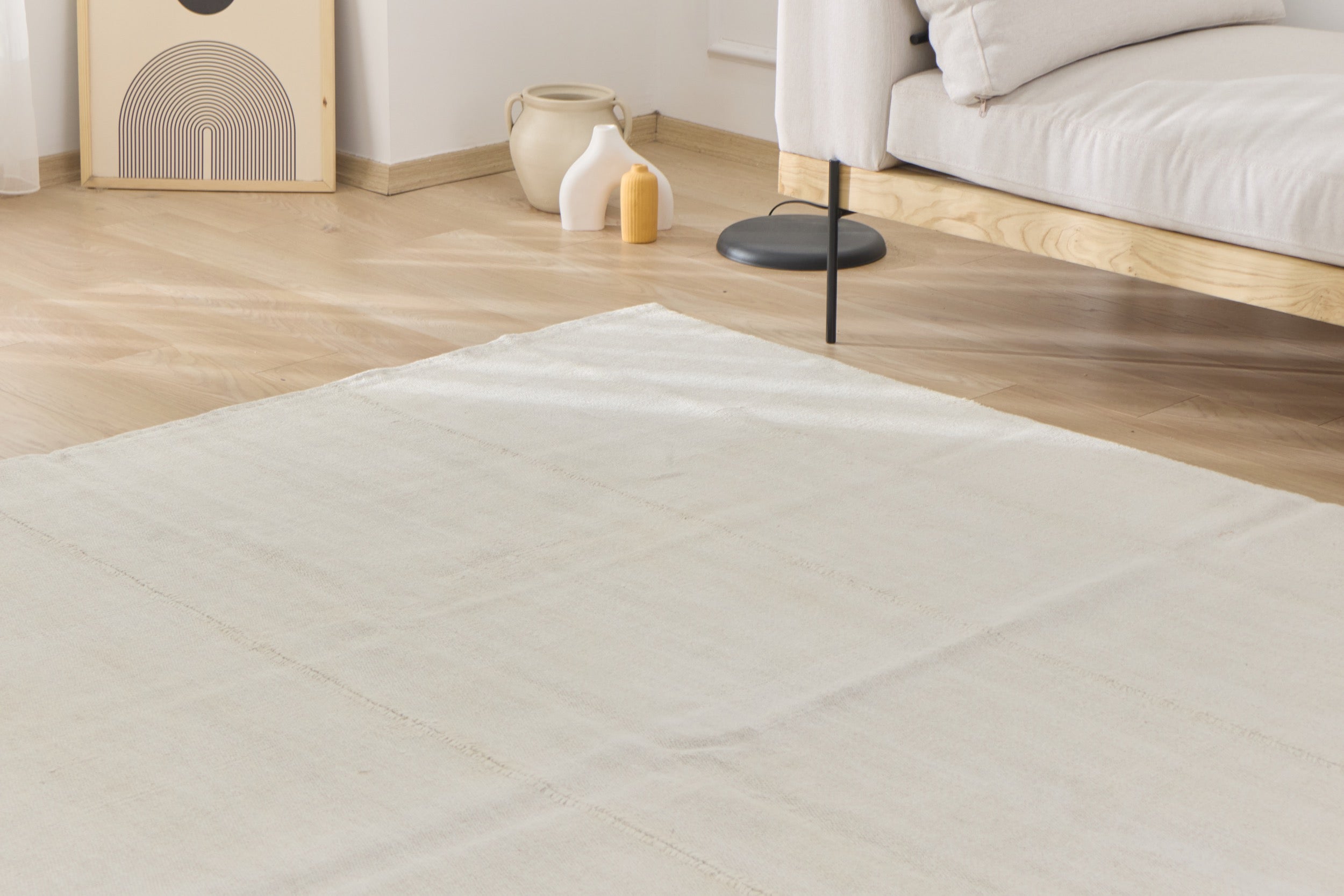 Sajili: An Expansive Turkish Hemp Rug with a Crisp, Clean Palette | Kuden Rugs