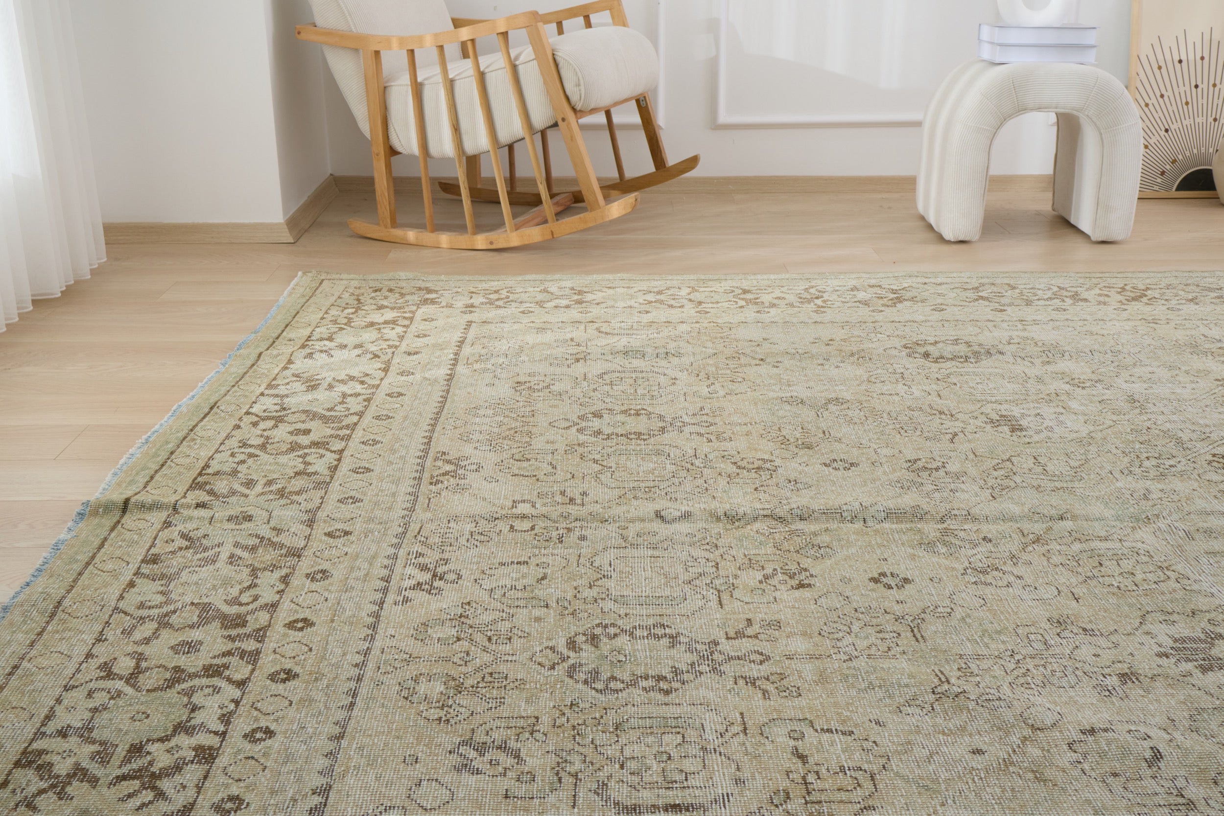 Shaylee - An Antiquewashed Vision in Soft Cream | Kuden Rugs