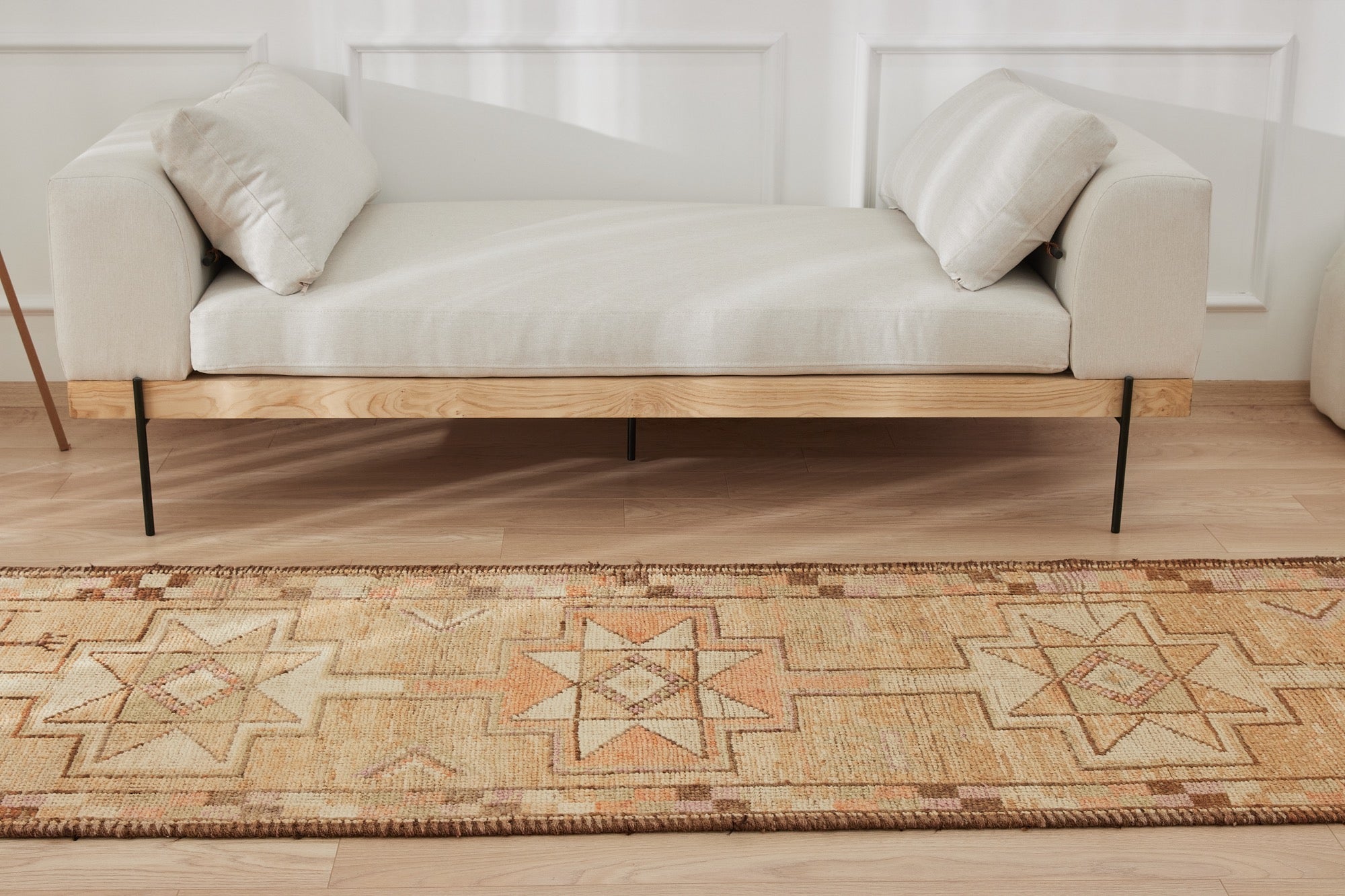 Sherry | Unique Long Runner with Timeless Design | Kuden Rugs