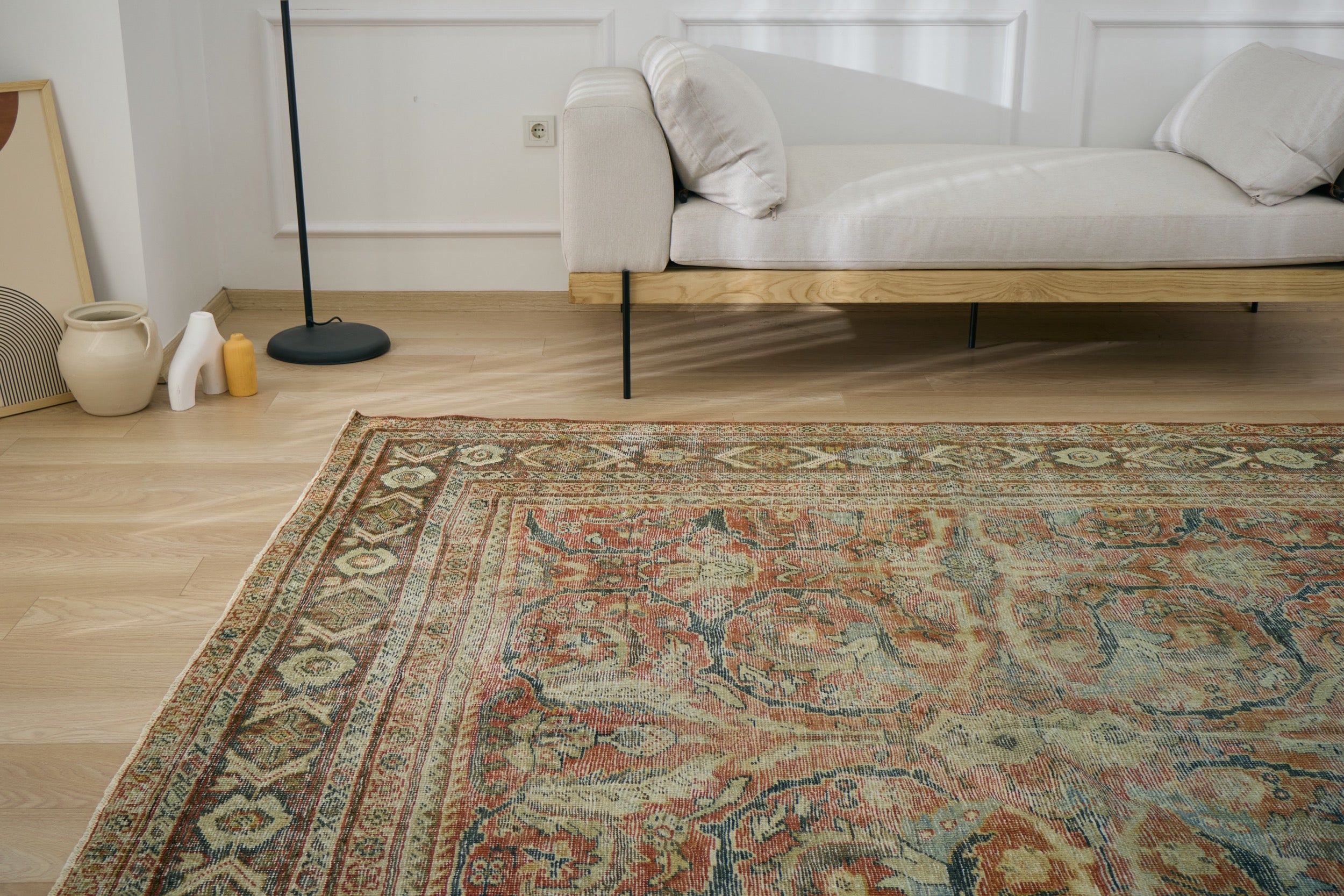 Thalia - Oriental Rug Charm for Modern Homes | Kuden Rugs