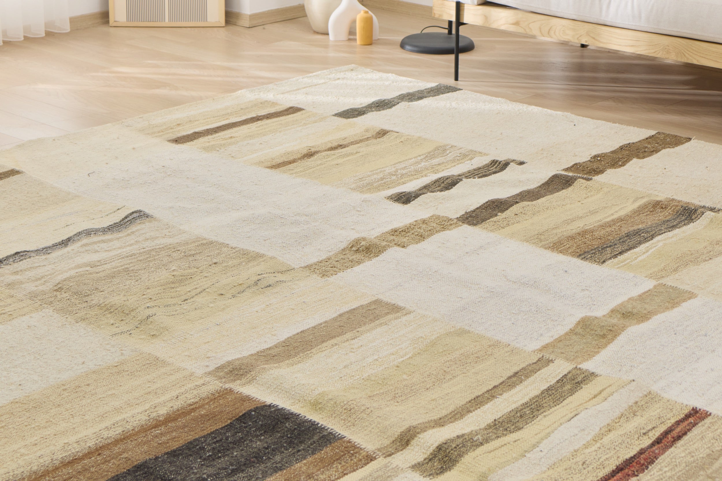 Totie: An Expansive Turkish Hemp Rug with a Warm, Inviting Hue | Kuden Rugs