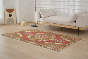 Vanessa - Vintage Turkish Anatolian Rug