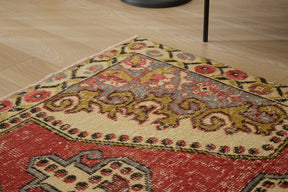 Vanessa - Vintage Turkish Anatolian Rug