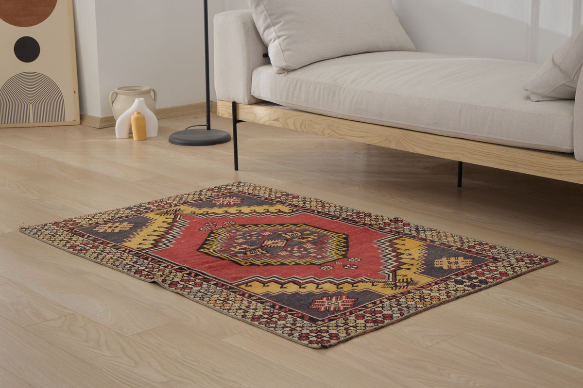 Veradis - Vintage Rug | Kuden Rugs