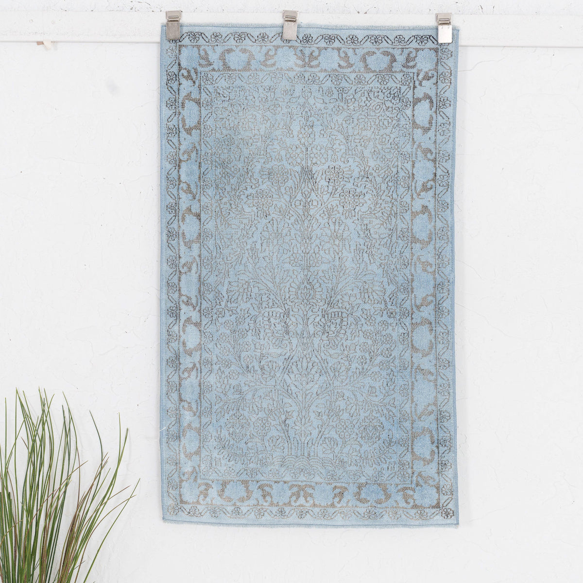 Iaelin - Vintage Indian Small Rug