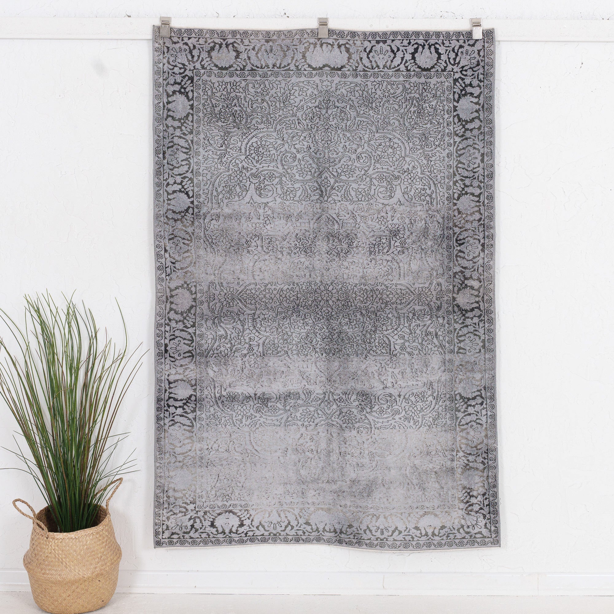 Haeliine - Vintage Indian Small Rug