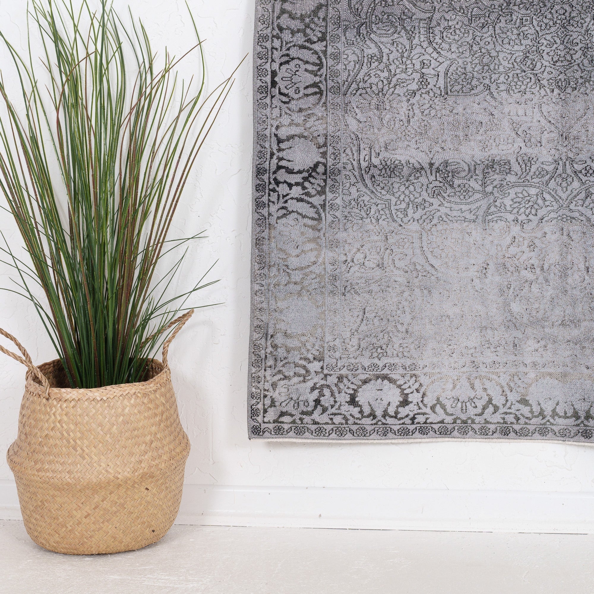 Haeliine - Vintage Indian Small Rug