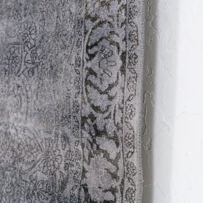 Haeliine - Vintage Indian Small Rug