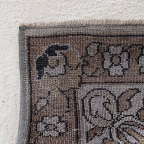 Faelaria - Vintage Indian Area Rug