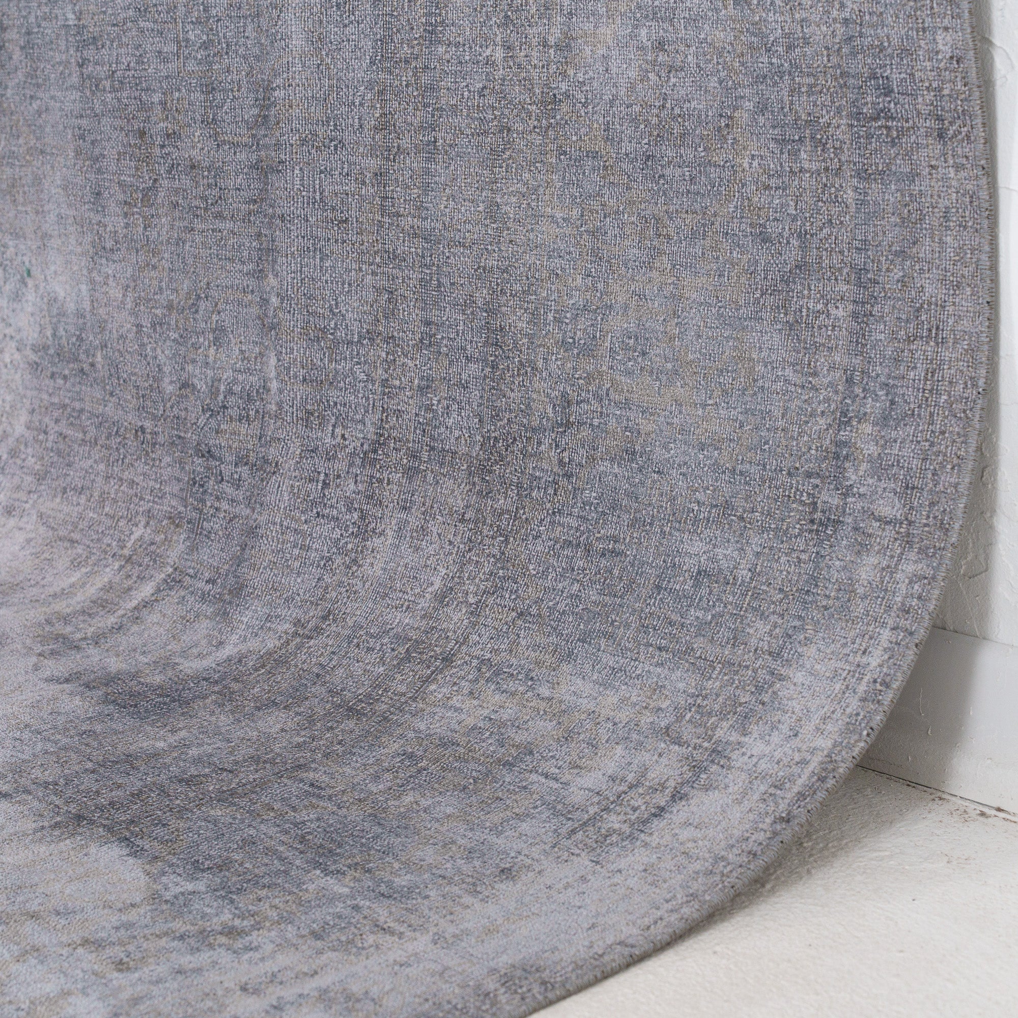 Gaerisin - Vintage Indian Area Rug