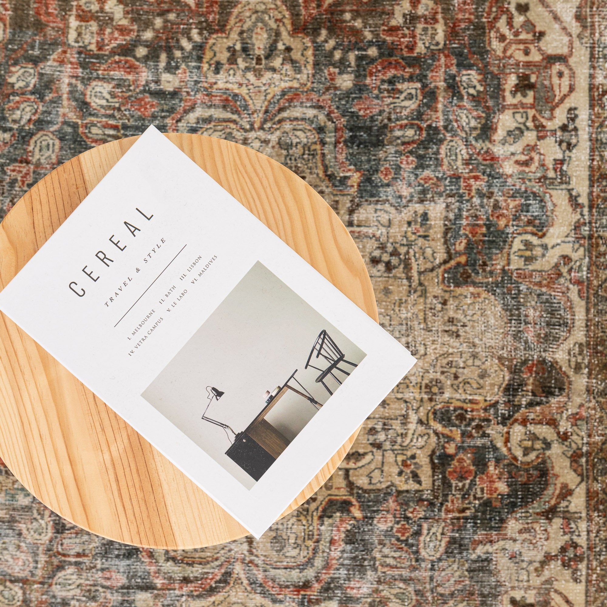 Arianell - Persian Rug, Handcrafted & Timeless