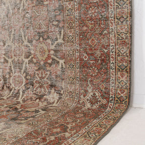 Daevara - Vintage Persian Area Rug