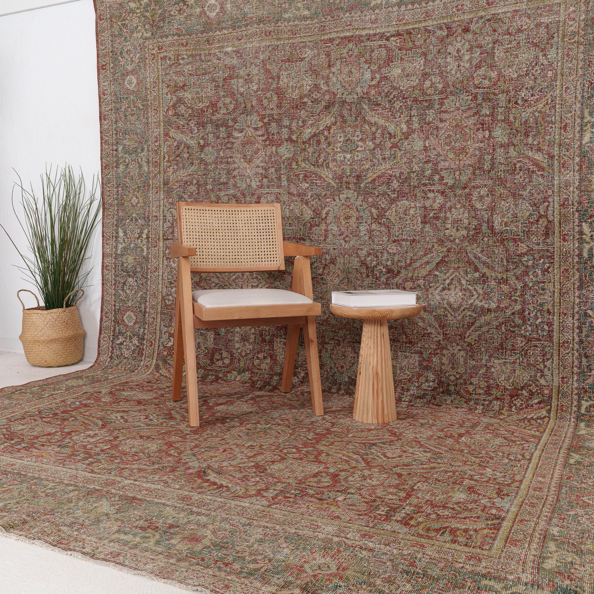 Daevin - Vintage Persian Area Rug