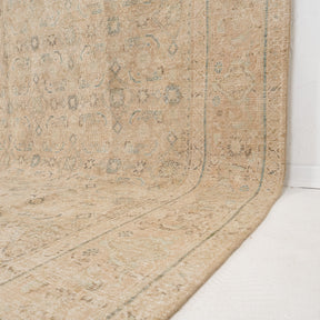 Thaliora - Vintage Persian Area Rug