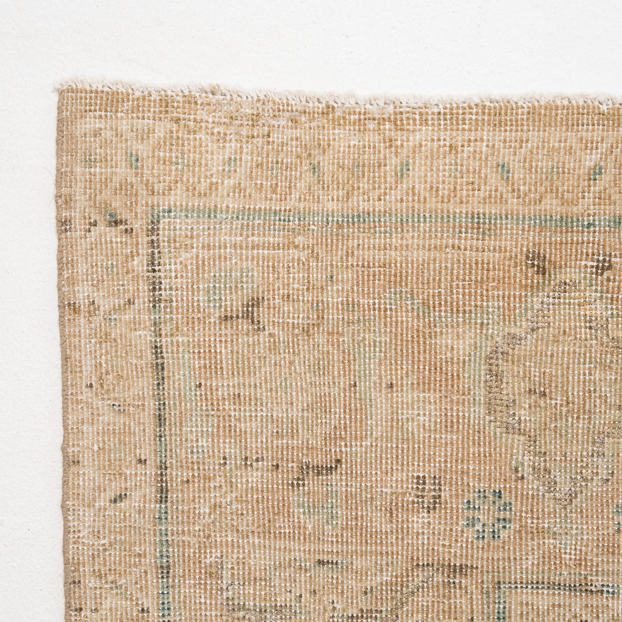 Thaliora - Vintage Persian Area Rug