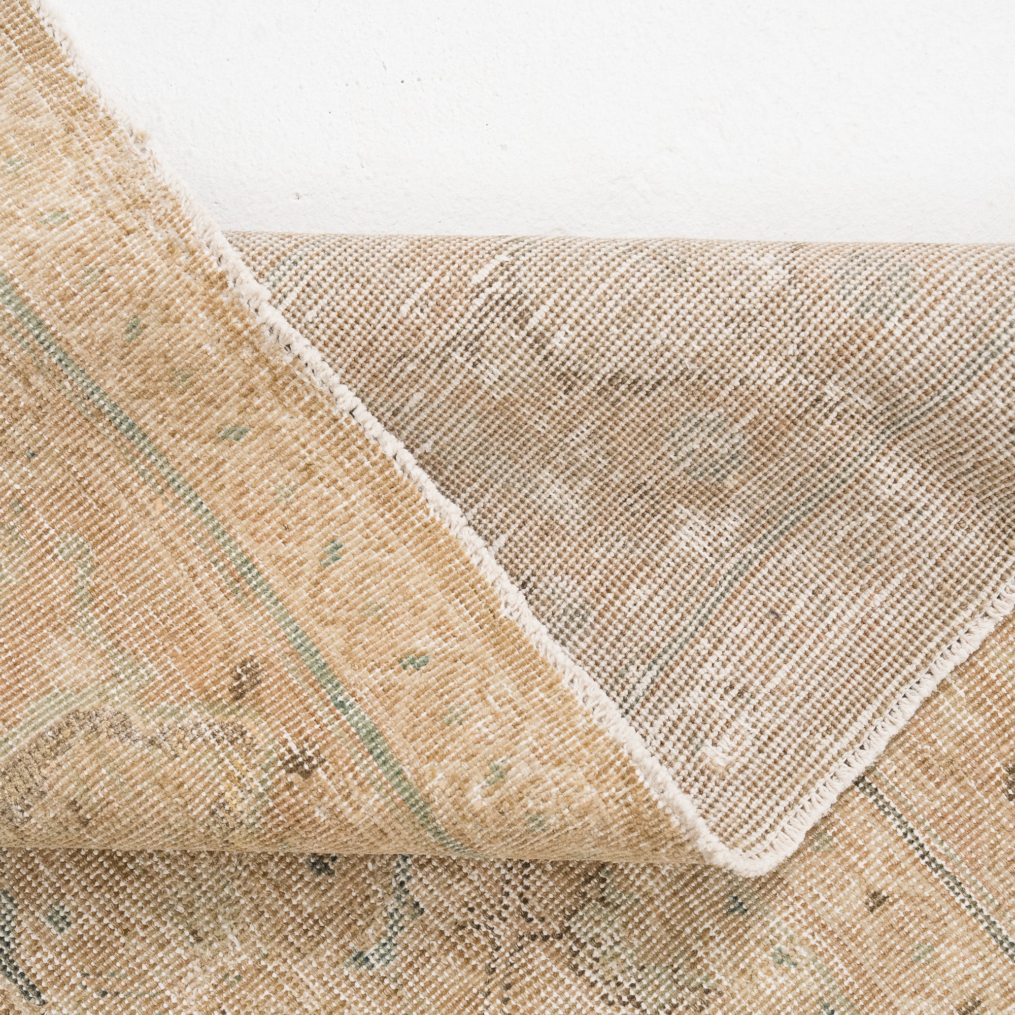 Thaliora - Vintage Persian Area Rug