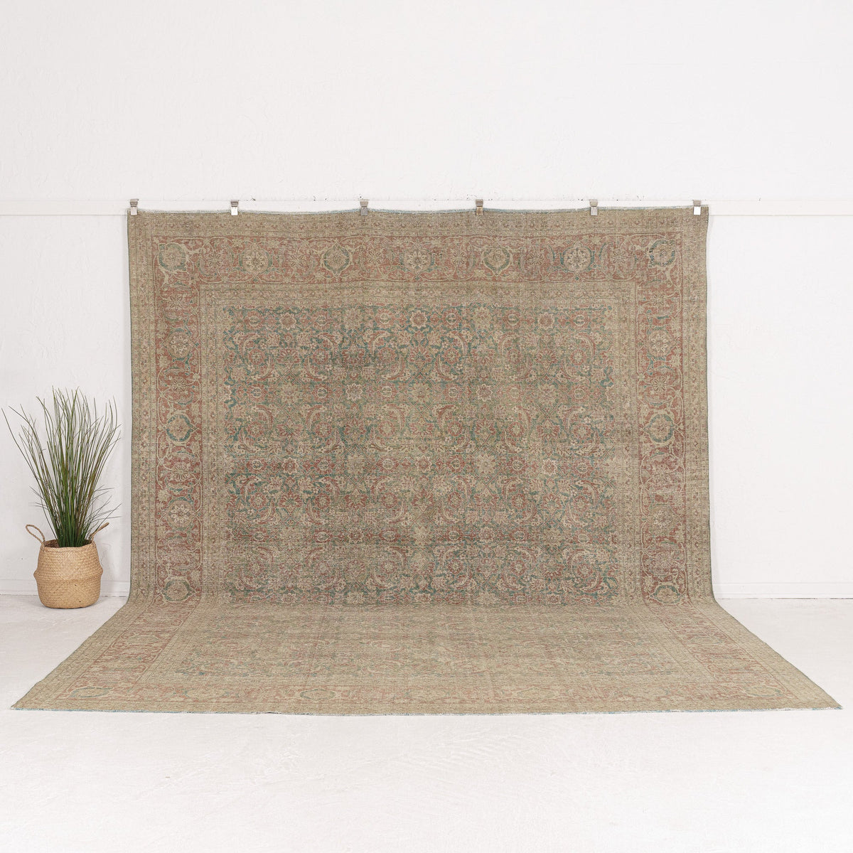 Elaness - Vintage Persian Area Rug