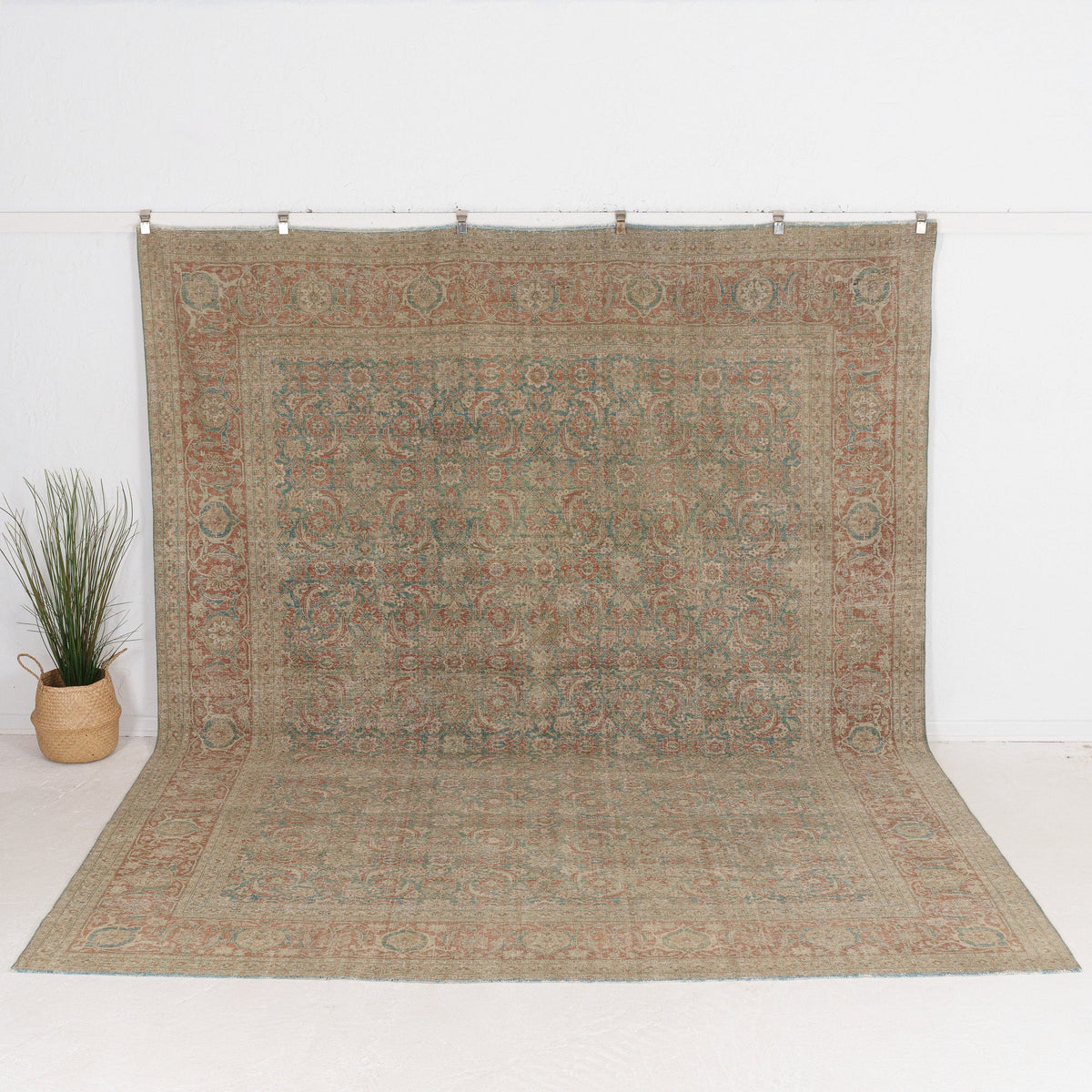 Elaness - Vintage Persian Area Rug