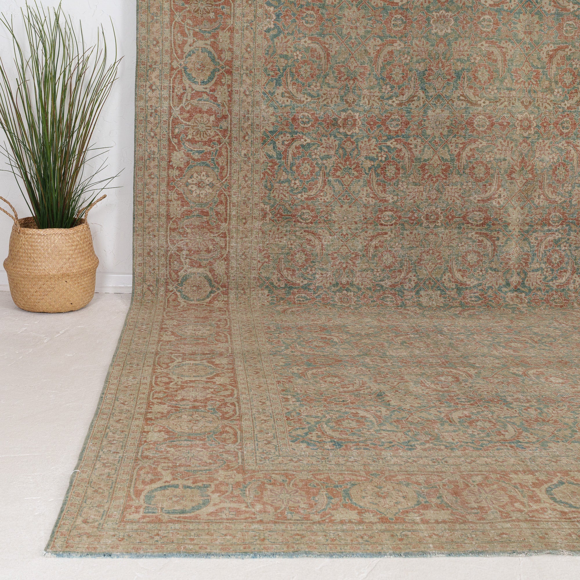 Elaness - Vintage Persian Area Rug
