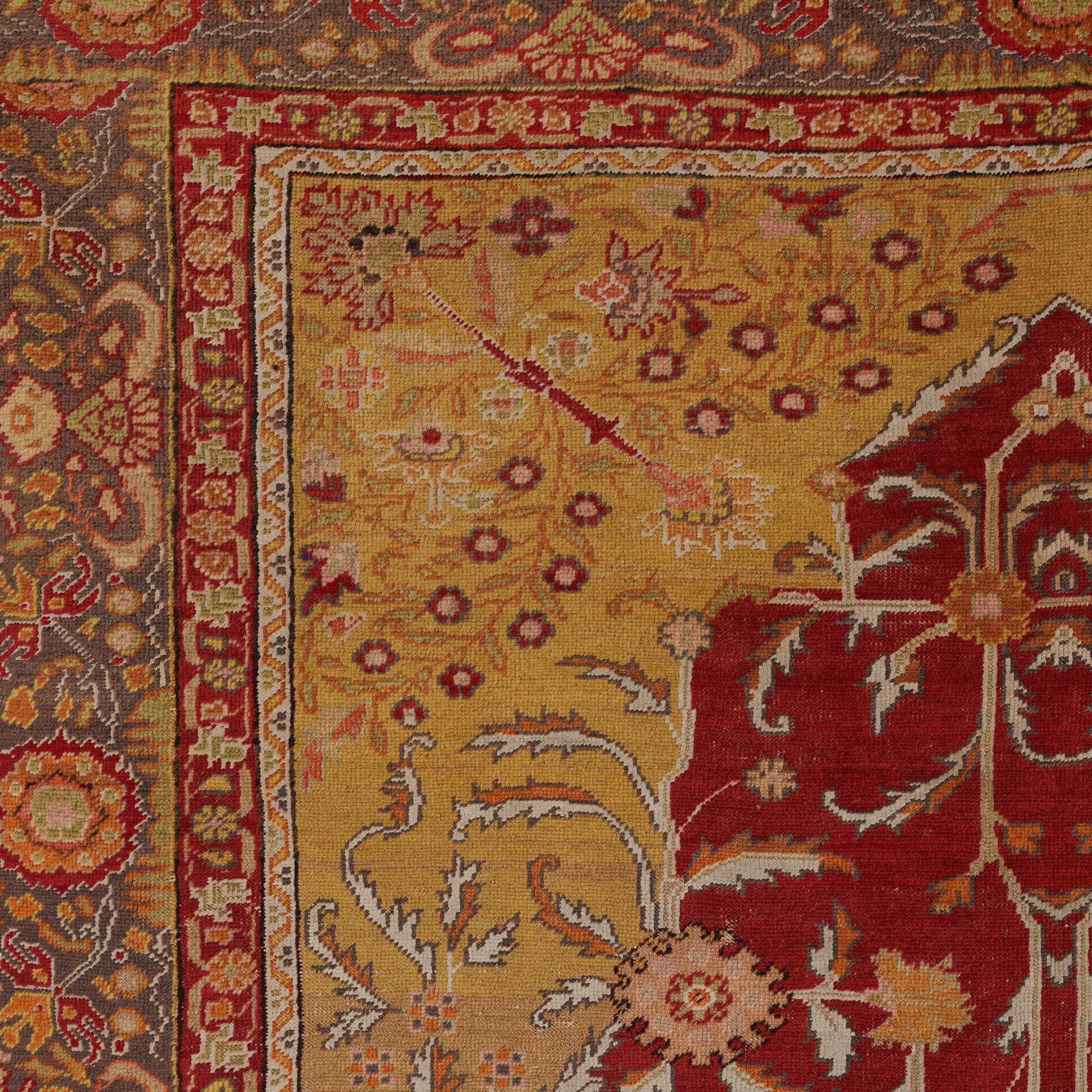 Damaloria - Vintage Turkish Area Rug