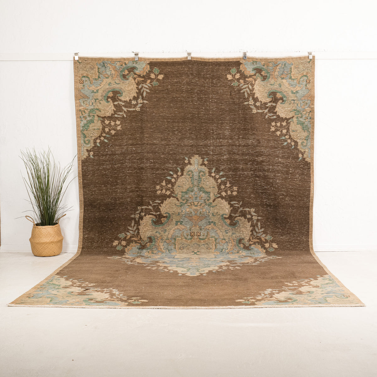 Handmade Persian Area Rug