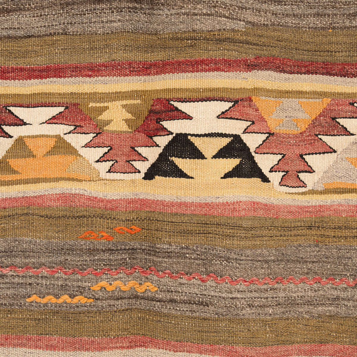 5x9 Vintage Rug