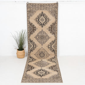 Soledadira - Vintage Turkish Runner Rug