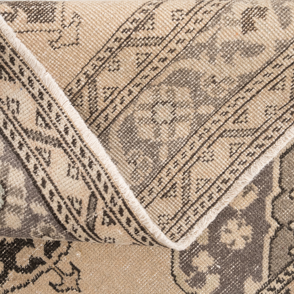 4x12 Beige Runner Rug