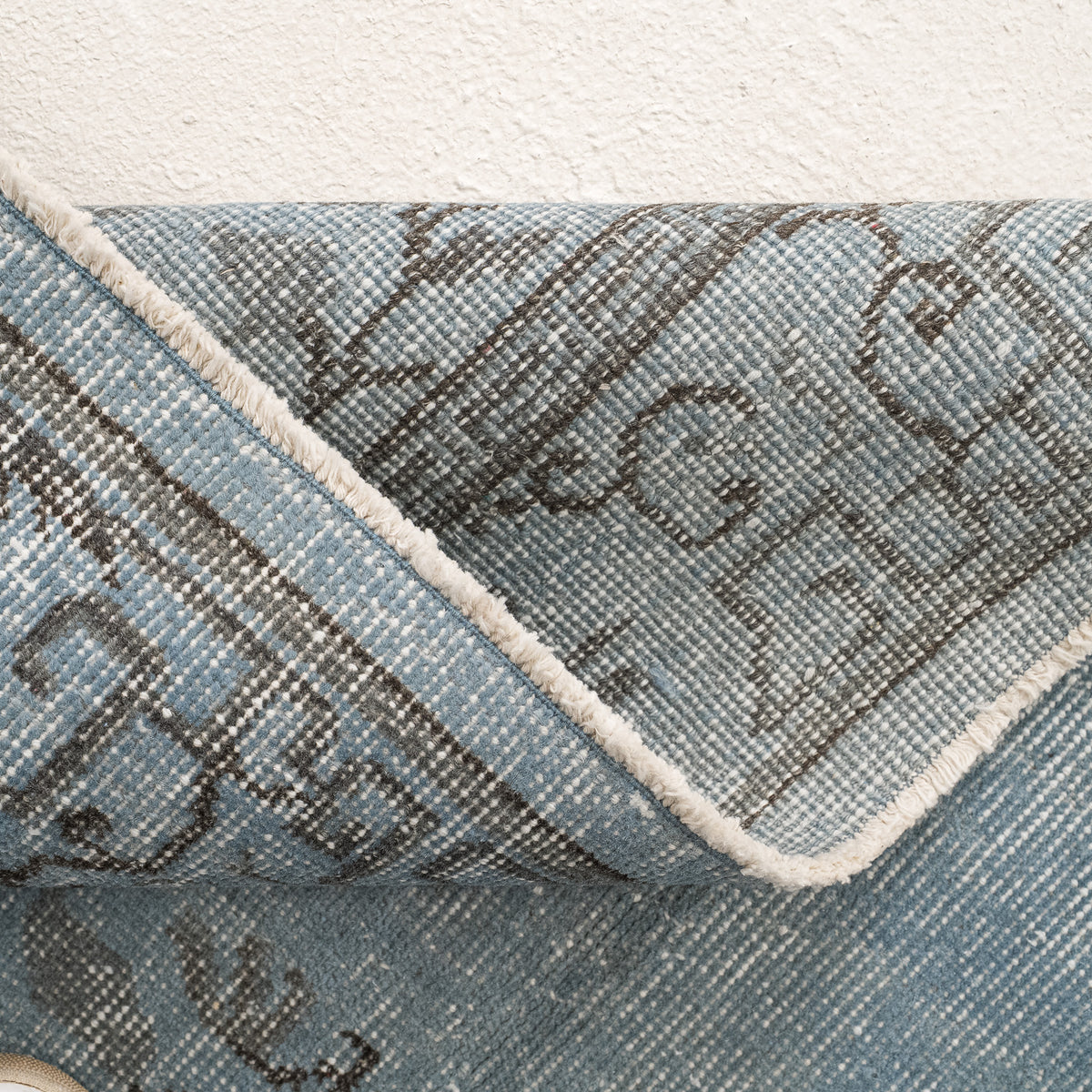 5x9 Blue Area Rug