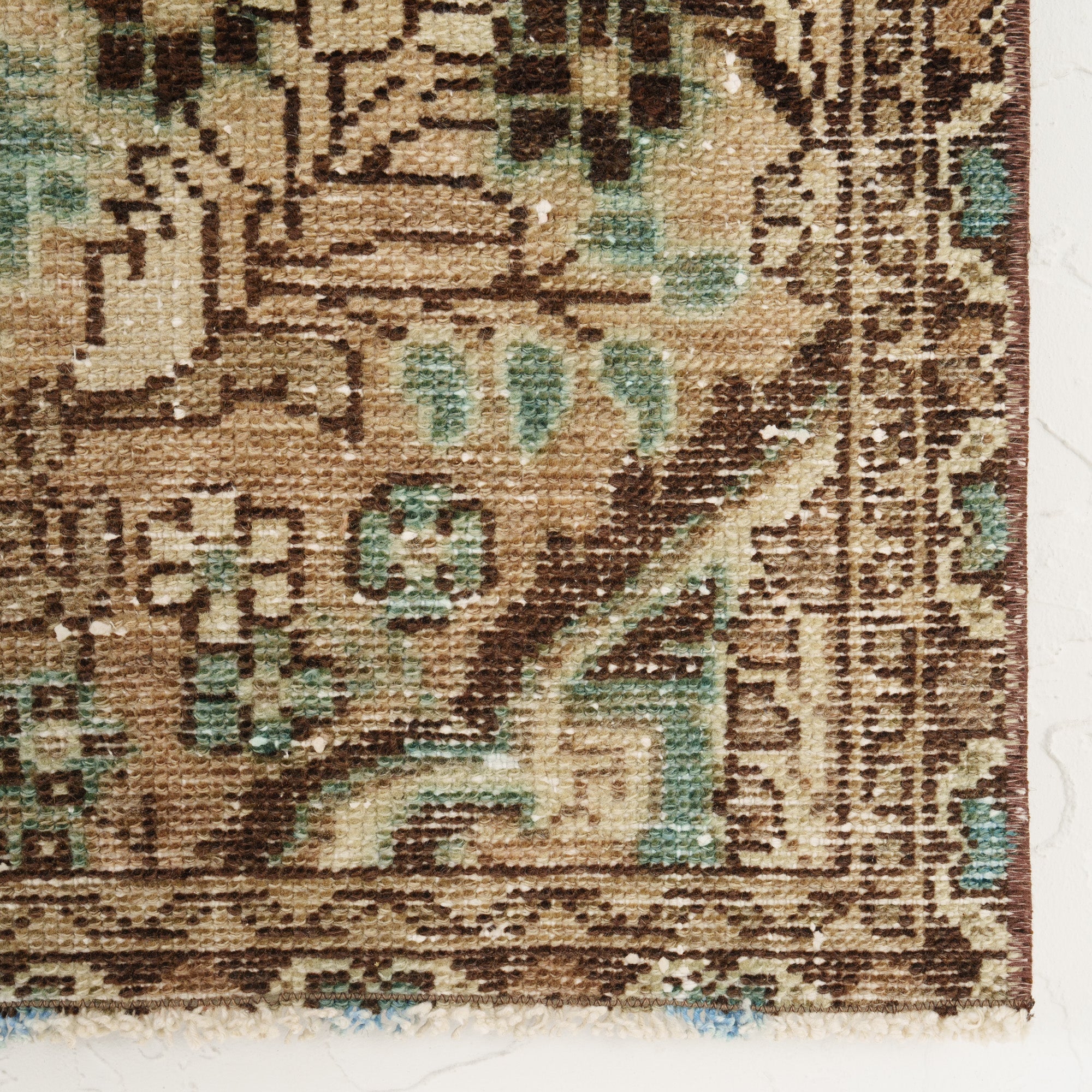 Bedelia - Vintage Persian Small Rug
