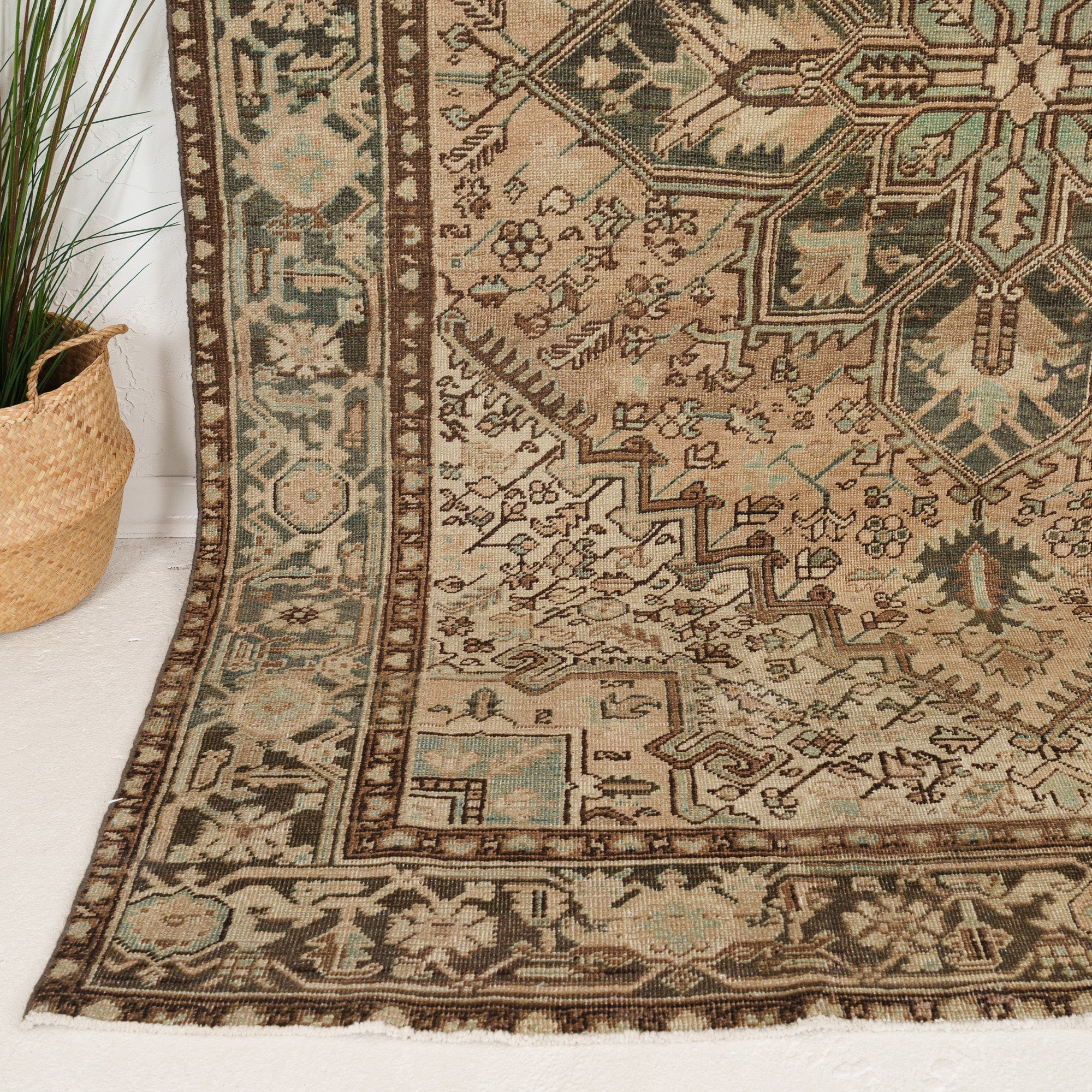6x9 Persian Rug