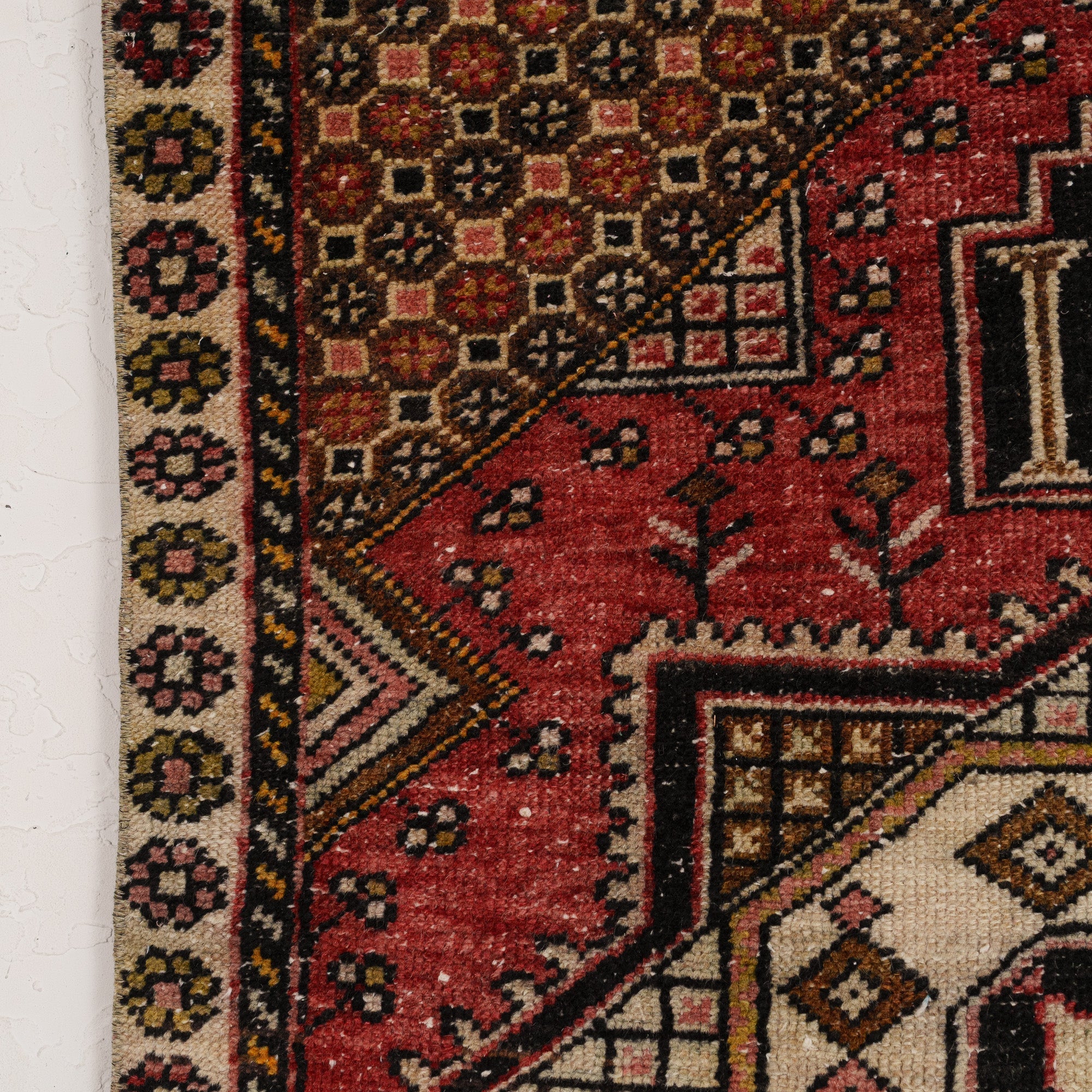 Leocadoria - Vintage Turkish Area Rug
