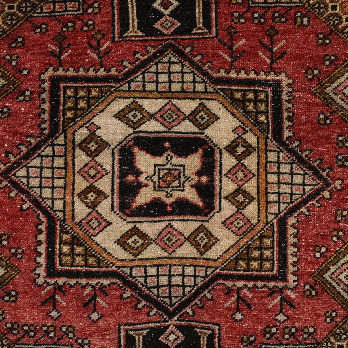 4x6 Vintage Rug