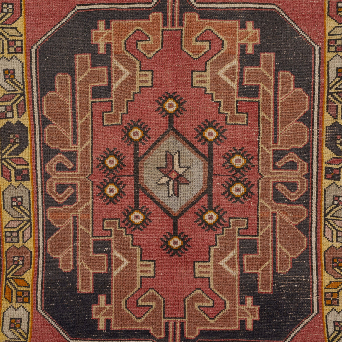 4x9 Vintage Rug