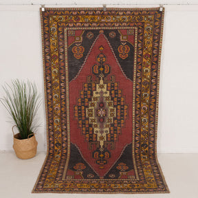 Hypatoria - Vintage Turkish Area Rug