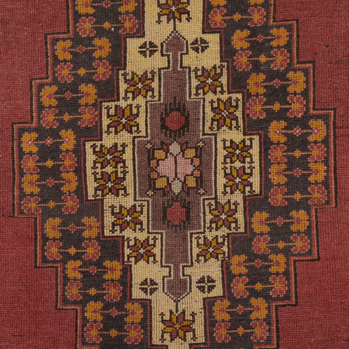 5x9 Vintage Rug
