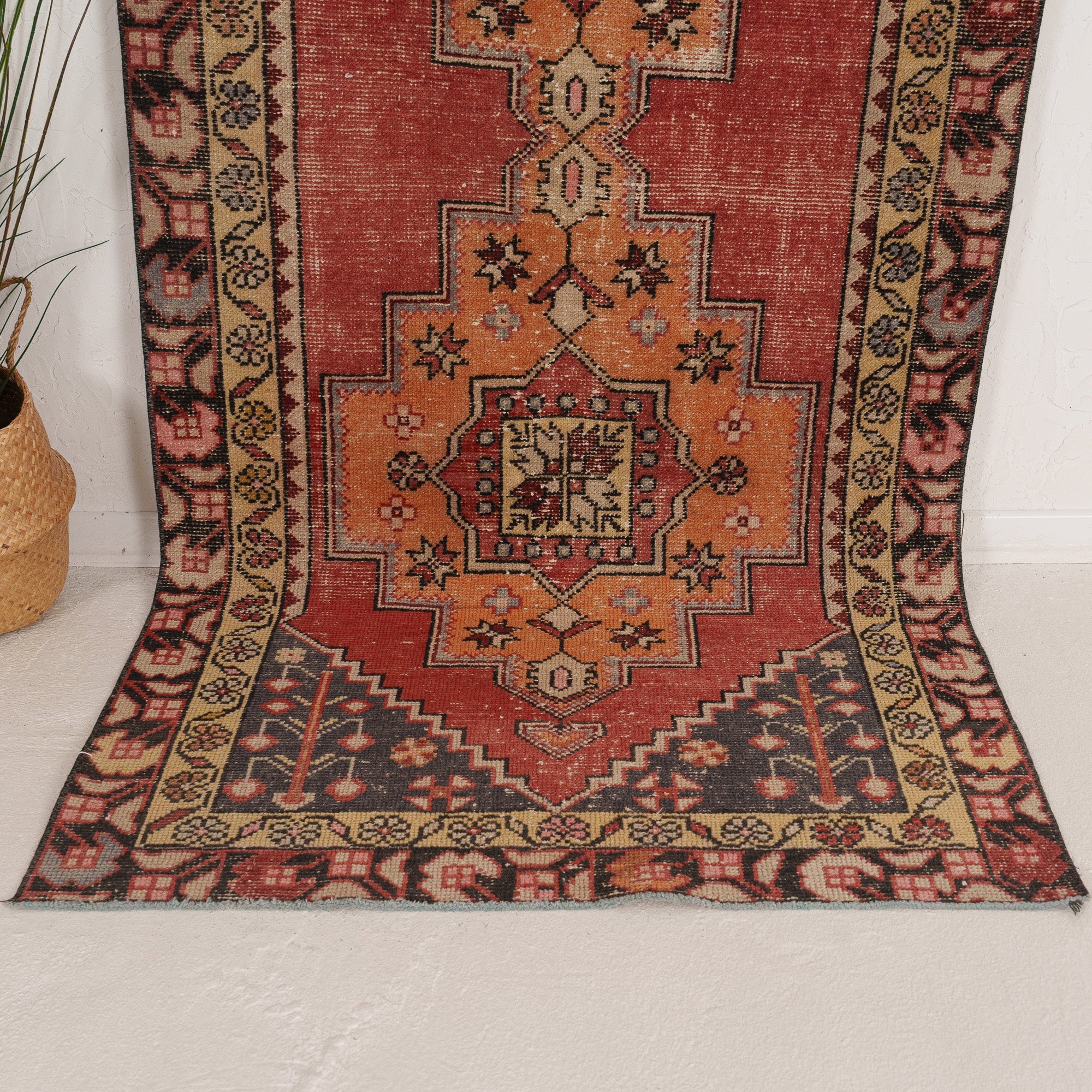 4x9 Persian Rug
