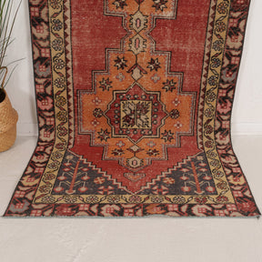 4x9 Persian Rug