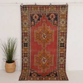 Loroinia - Vintage Turkish Area Rug