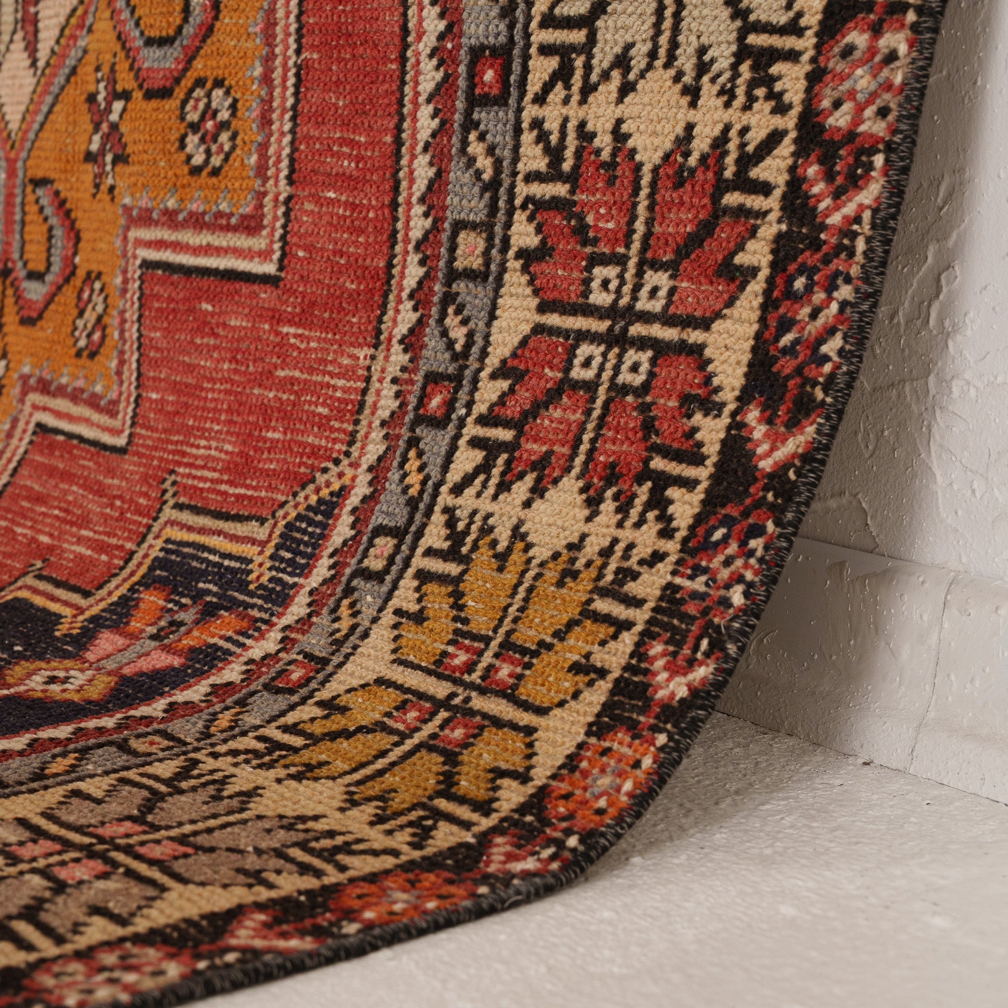4' x 8' - Vintage Turkish Area Rug, Red - Loroinia | Kuden Rugs